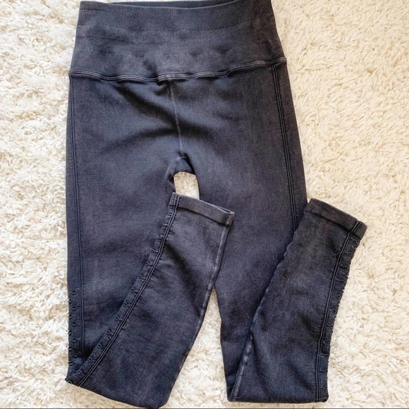 Spiritual Gangster Black Wash Third Eye Hi Rise Laser Cut Leggings Small - Picture 1 of 9